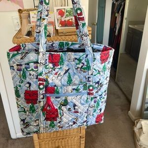 Vera Bradley Ski Slope Snoopy Vera Tote